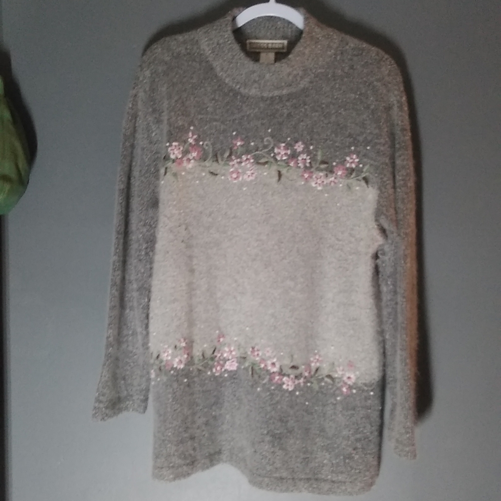 Gray Eyelash Floral Embroidered Knit Sweater Silk Angora Blend Mock Neck Size XL